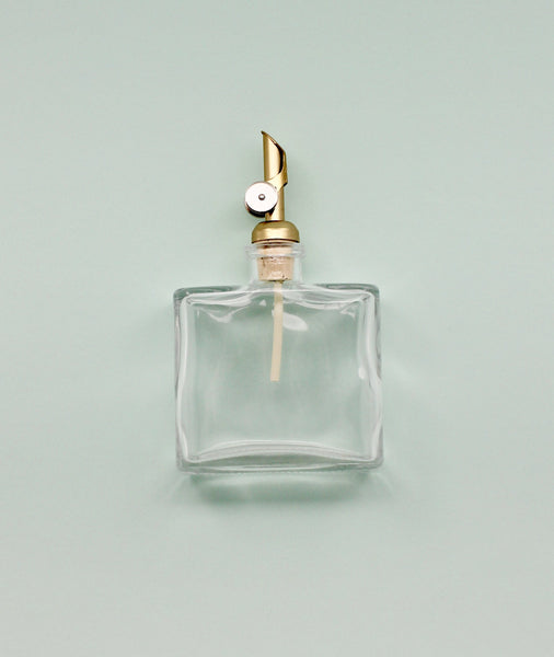 Boxy Gold Tip Spout Dispenser